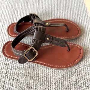 Vintage GAP Brown Faux Leather Big Buckle Sandals Size 9